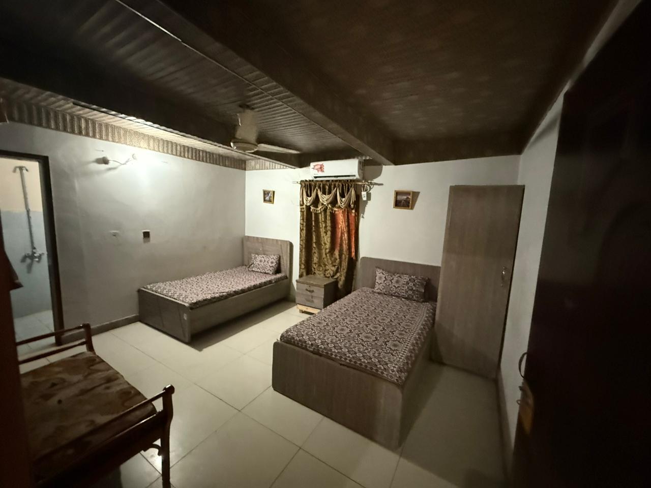 Room 1